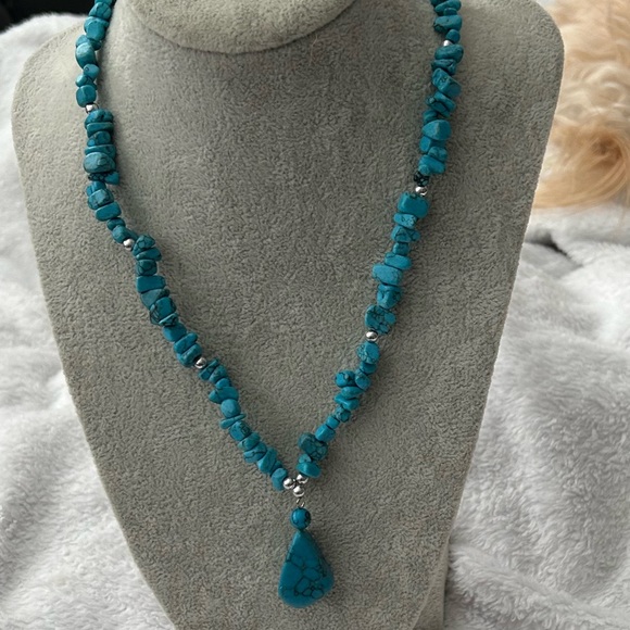 Blue Turquoise Necklace - Picture 5 of 8